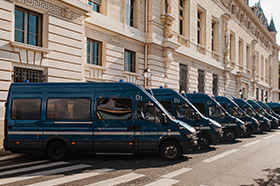 Commercial vehicles and passenger vehicles